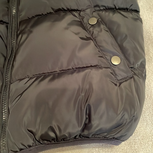 Spurs Youth Navy Padded Vest - Picture 4 of 7